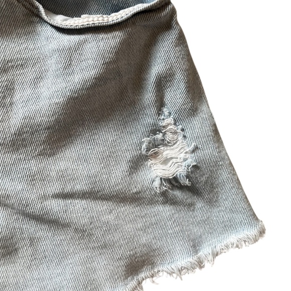 Rewash Light Wash High Waist Denim Shorts | Size 5 - Picture 7 of 8